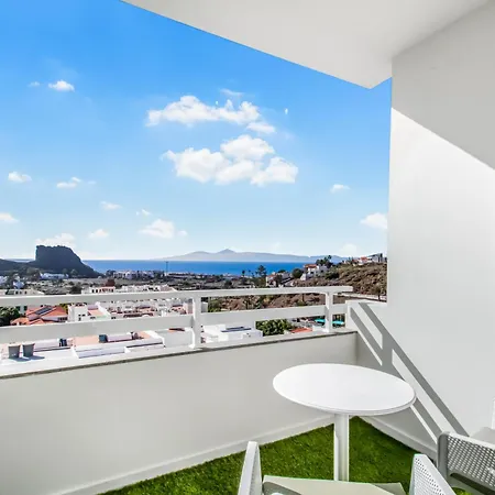 Agaete Shine Suites 2 Apartment *
